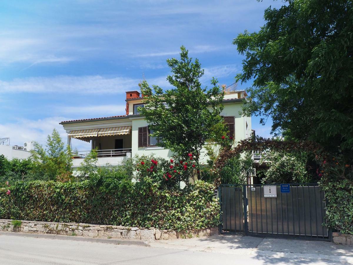 Dea Apartments Pula Exterior foto